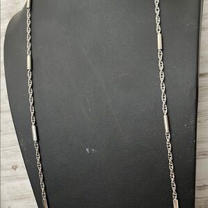 Elegant Silver Chain Necklace